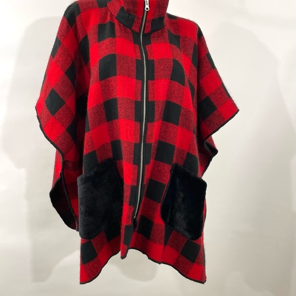 MARCUS ADLER Plaid Poncho Cape Shawl One Size Fits Most Soft - Picture 7 of 13